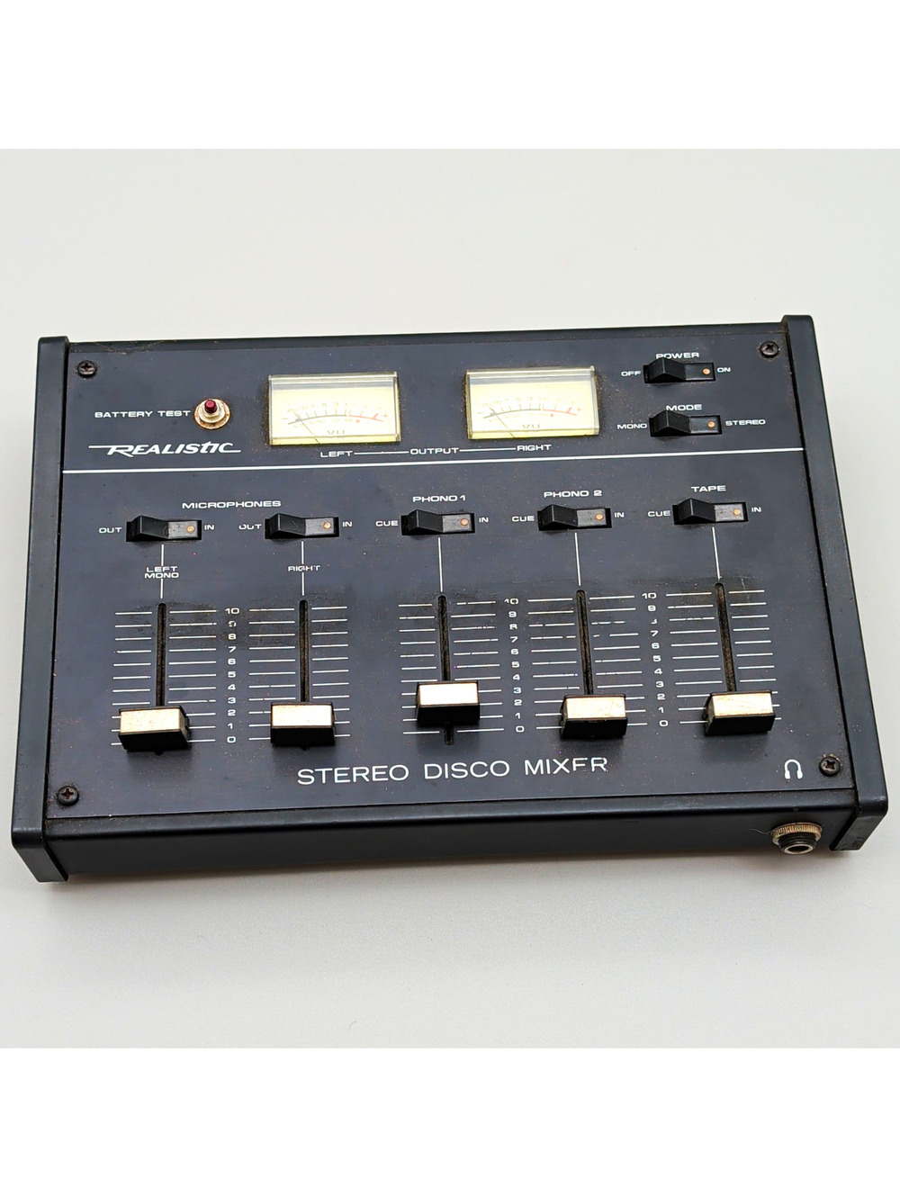 Vintage Realistic 32-1100A Stereo Disco Mixer DJ Audio Console Radio Shk TESTED